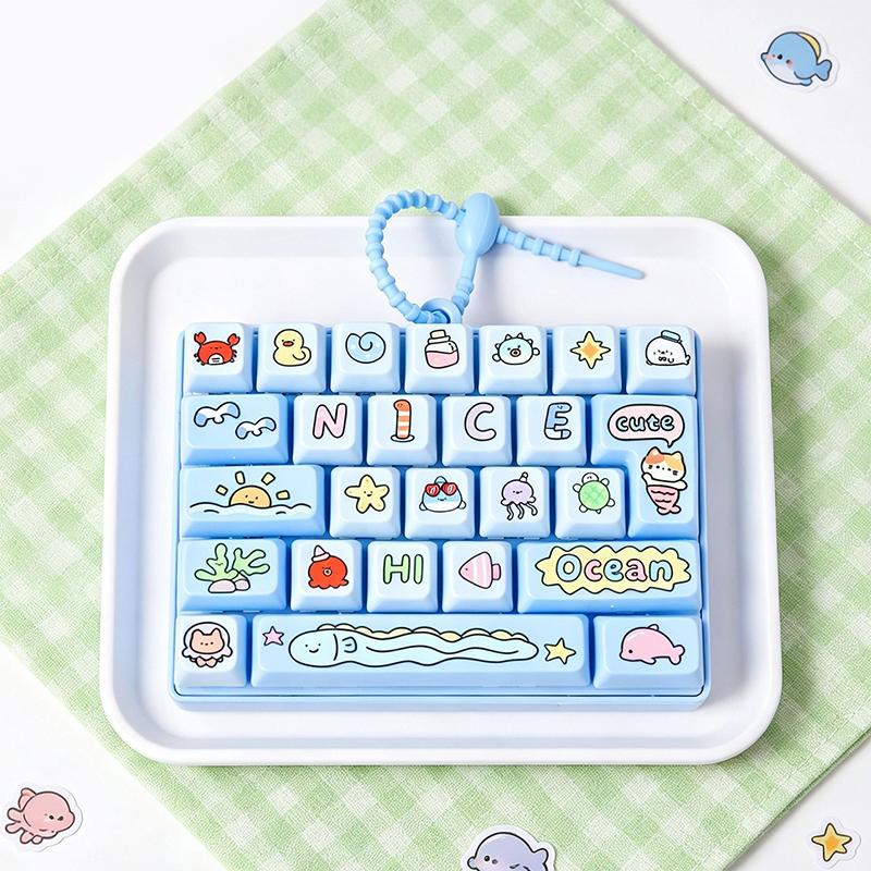 Soft Silicone 26 Keys Keyboard Fidget Toy Keychain Anti Anxiety Stress Relief Bag Pendant for Kids Adults Party Favor