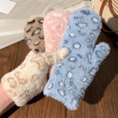1 Pair Winter Mittens Leopard Print Warm Plush Gloves Soft Thickened Cold-Proof Skiing Travel