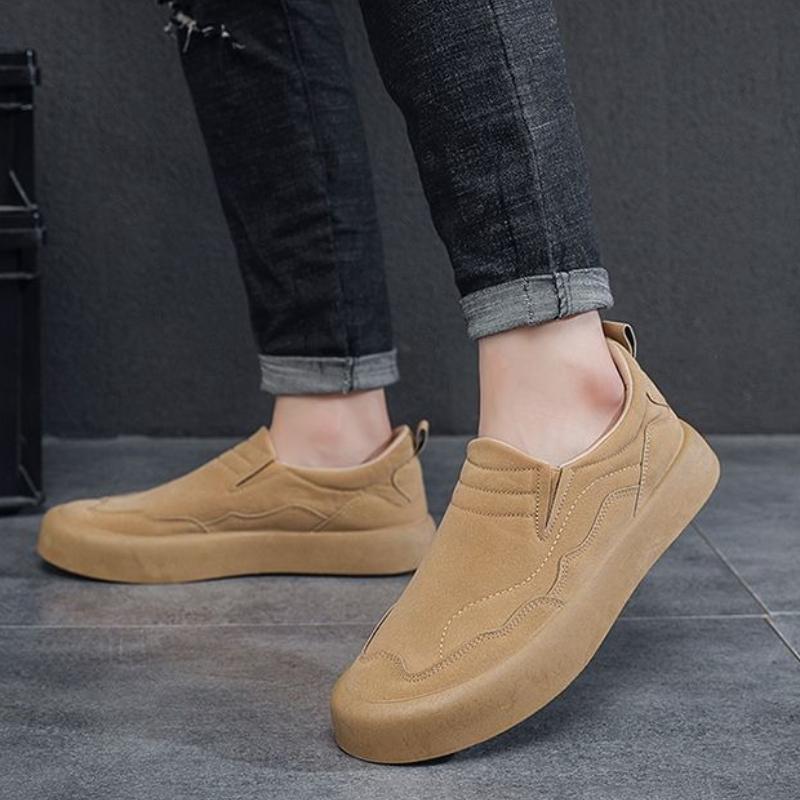 Fashion Male Shoe Breathable Young Students Slip-on Solid Color Sneakers Classic Original Sale Cheap Liquidation Work Men's Casual Shoes