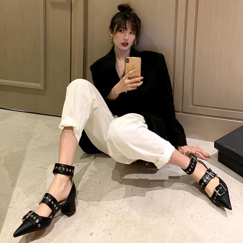 Internet Celebrity Thick Heel Bag Head Sandals Women's Roman Straps Shoes Middle Heel One Word with Rivets Pointed Shoes Hollow Single Shoes