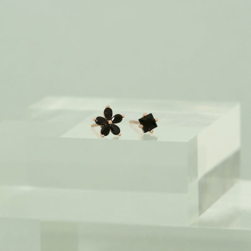 JUDY AND PAUL Mare Black Crystal Flower Anklet Earrings