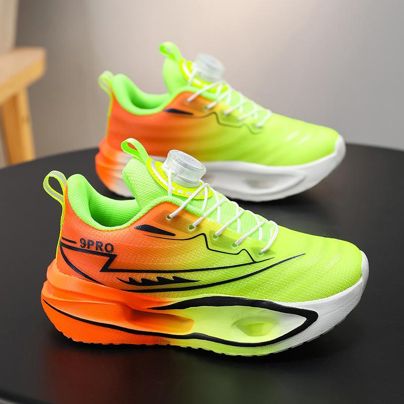 Boys and girls shoes 2025 new children's sports shoes medium and older children's mesh breathable shock absorption non-slip running shoes