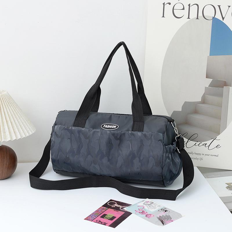 Large capacity fashion travel bag 2025 autumn new nylon cloth multi-pocket printing shoulder crossbody portable tote bag