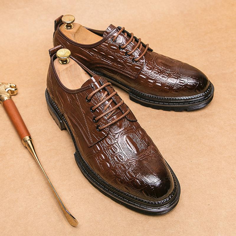 Men's leather shoes Brock business Amazon dress leather shoes engraved British large size foreign trade shoes single shoes