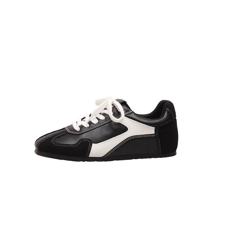 Retro contrasting color splicing flat-bottomed German training shoes women's 2025 new comfortable and lightweight small casual sports Forrest