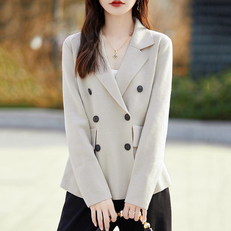 Women's Double-Breasted Wool Cardigan: Fine Knit, Long Sleeve, Loose Fit, Fashionable Commuting Coat.
