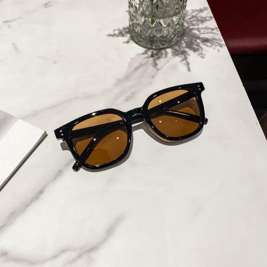 High-Quality Square Men Women Sunglasses Fashion New Meter Nail Hip Hop Sun Glasses Retro Sunglasses for female male