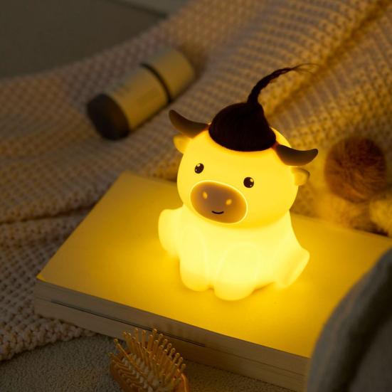 Highland Cow Night Light Soft Silicone Touch Lamp Dimmable Bedside Lamp for Kids Nursery Bedroom Farmhouse Rustic Western Decor