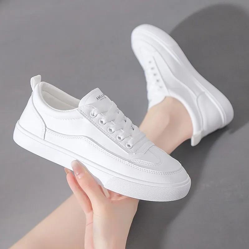 Fashion Casual Women Flat Oes Student Sneakers Skate Oe Lightweight Faionable Round Toe Low Heel Rubber Outsole PU Inner