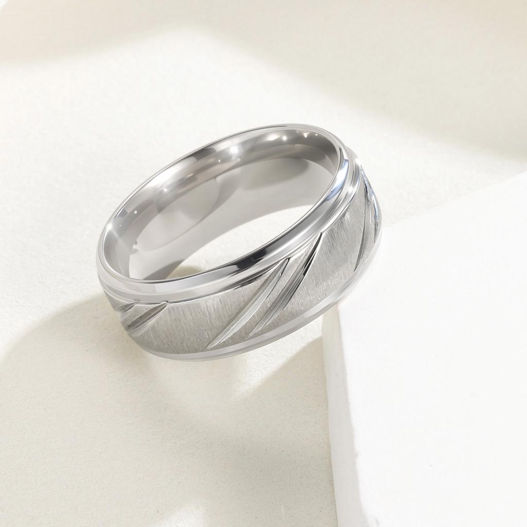 European and American Fashion New Batch of Flower Slash Horizontal Sand Couple Titanium Steel Ring