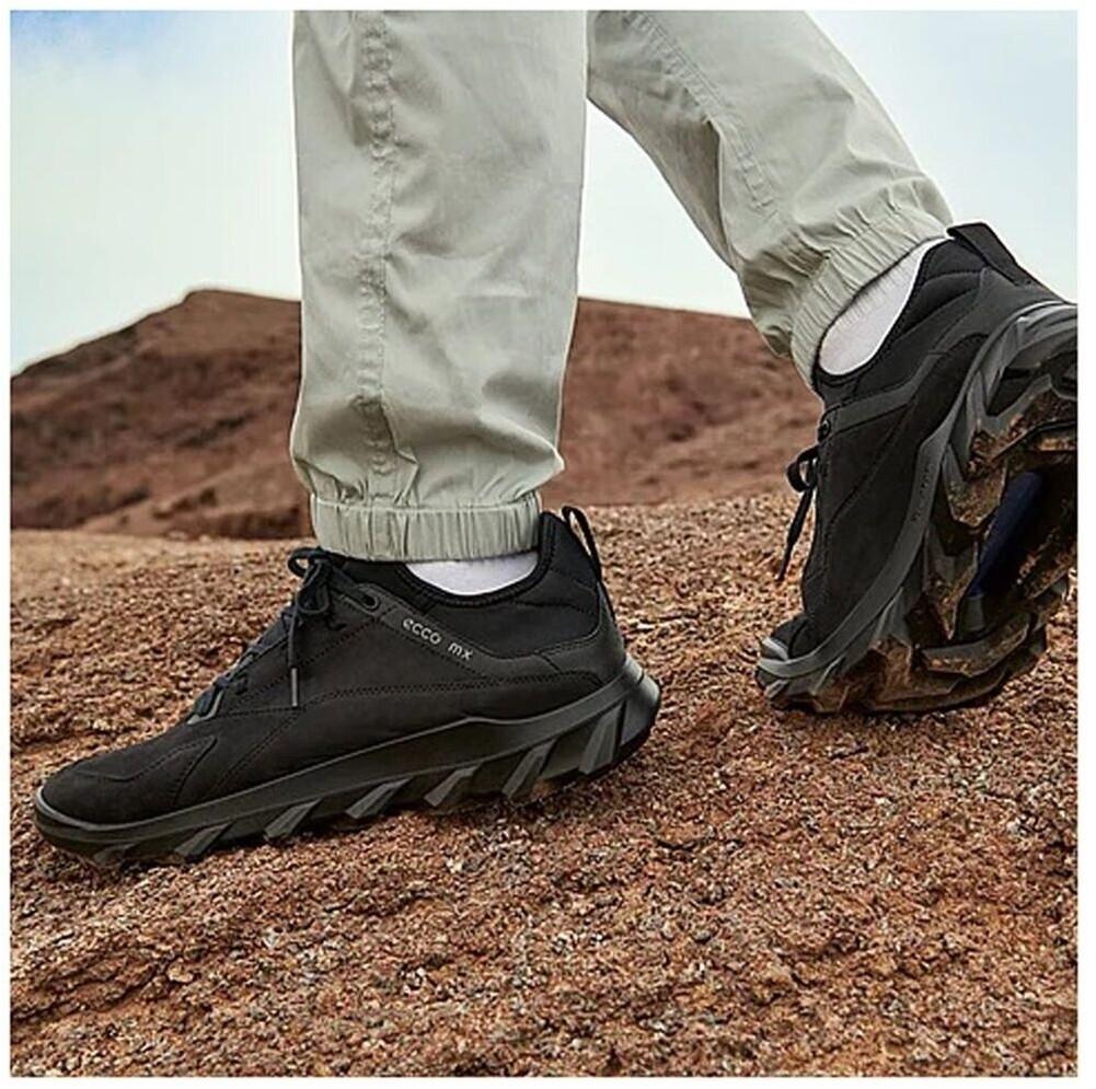 Ecco MX Low Trekking Shoes (E2-V-8201) Black Carbon