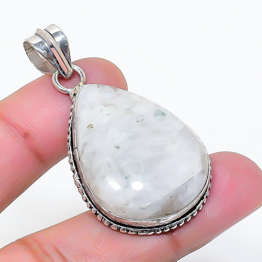 Natural Moonstone Gemstone Handmade 925 Sterling Silver Pendant 1.81 AP-15584