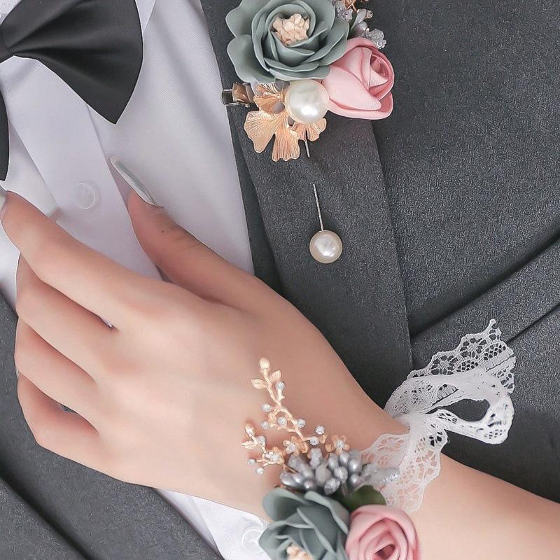 Grenzüberschreitende Hochzeitsrequisiten: Koreanischer Stil Braut & Bräutigam Simulationsblumen, Brautjungfern- & Trauzeugen-Anstecksträußchen, Kleine Geschenke
