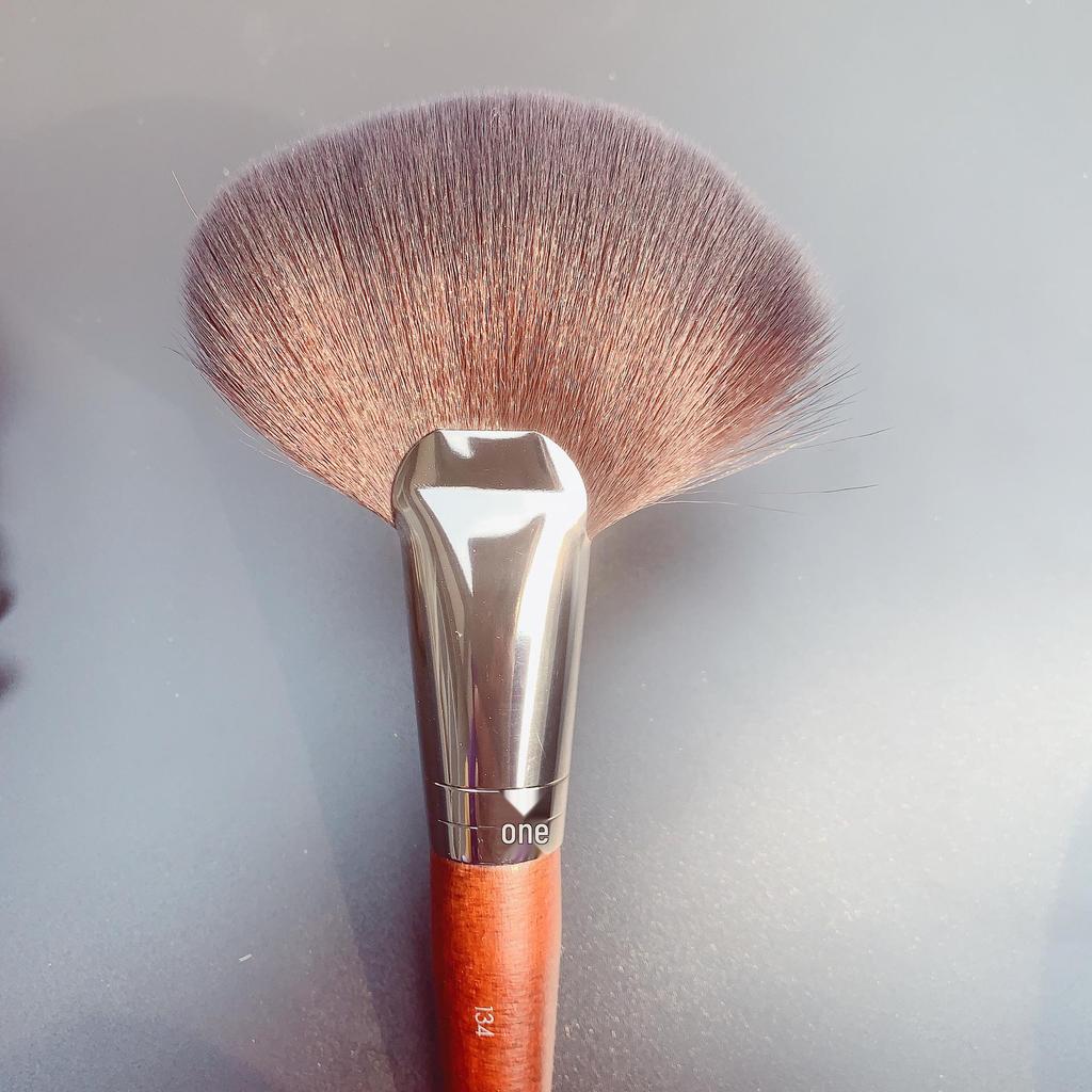 M Series Makeup Brush Set: Powder, Blush, Eyeshadow, Nose, Eyebrow, Blending, Contouring Brush.