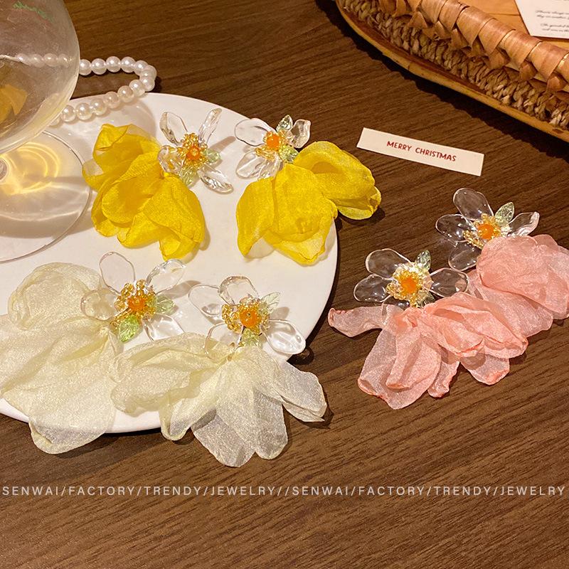 Seaside vacation style yellow flower earrings female exaggerated square face thin stud earrings explosive earrings