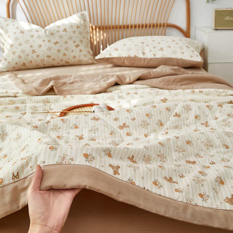 Summer Cool 100% Cotton Double Layer Gauze Quilt Set
