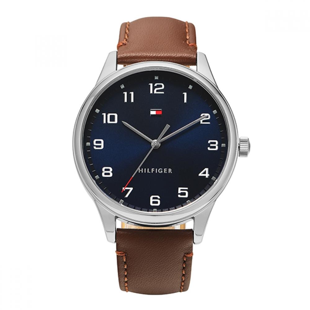 

Tommy Hilfiger 1791659 ESSential Men S Leather Watch 1791659