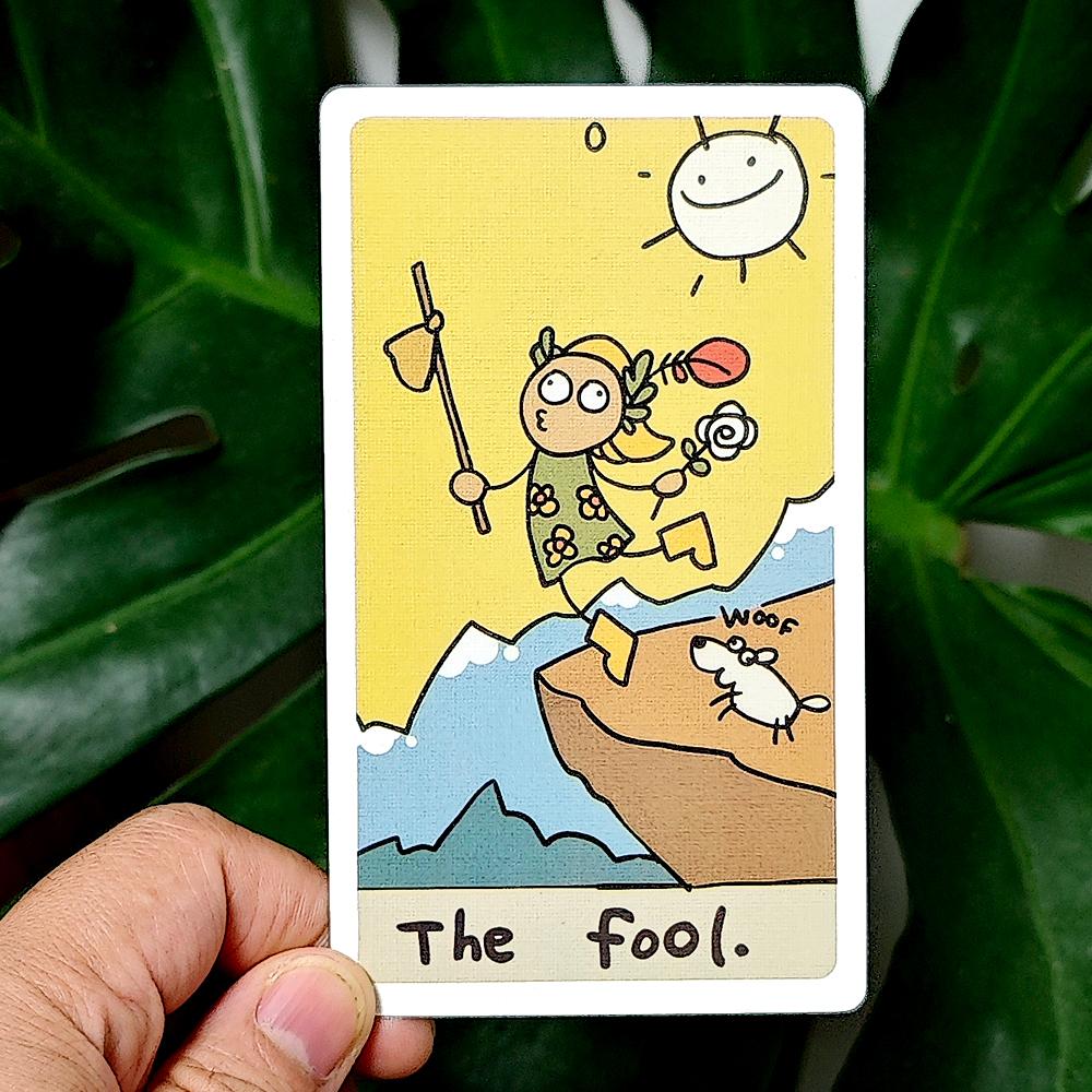 The Really Badly Drawn Tarot Deck In Rigid Box 12*7cm 78 Pcs Funny Tarot Cards Printed on 350GSM Double-embossed Cardstock