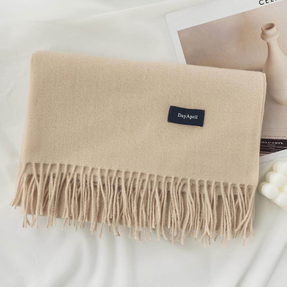 

Solid color popular autumn and winter scarf, warm and versatile, suitable for students and couples, with tassels, Korean style neck warmer 65*200 бежевий