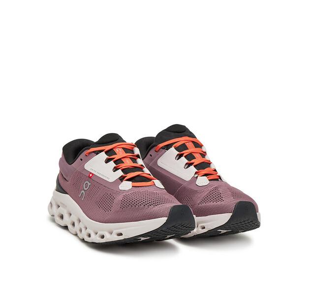 On Cloudstratus 3 Sneakers