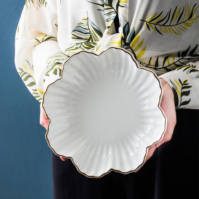 Ruijie Gold Rim Flower Ceramic Fruit Plate