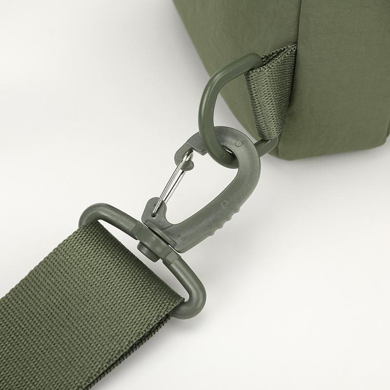 Men's Chest Bag Outdoor Commuter Multi-Layer Crossbody Bag
