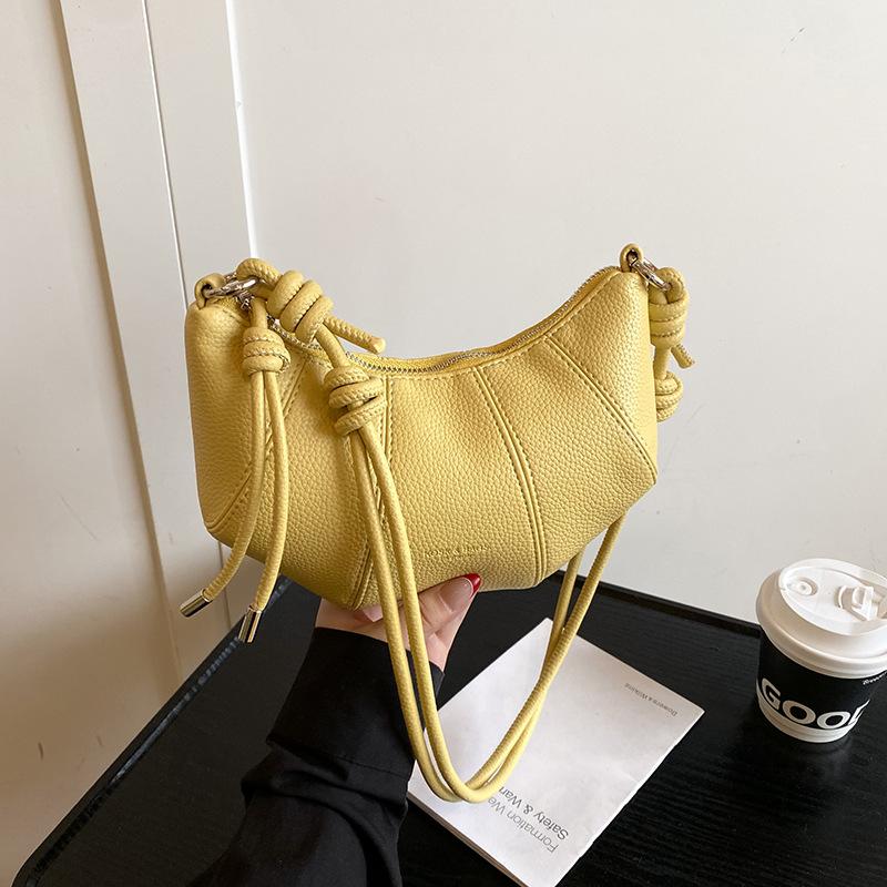 Fashion Bag New Spring and Summer Small Bag Simple Dumpling Bag Croissant High Sense Commuter Women's Bag Tide