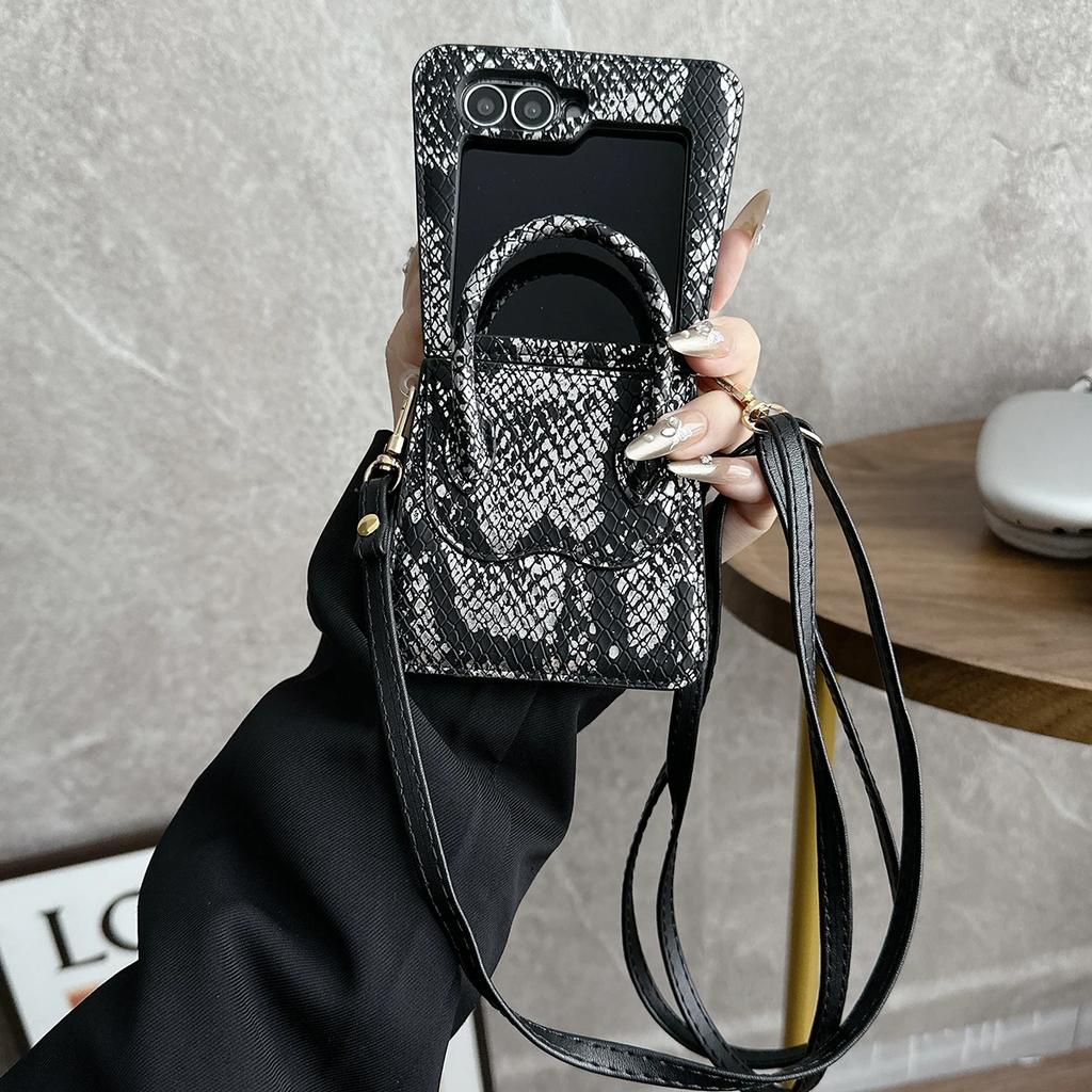 Snake Skin Pattern Handbag Wristband Crossbody PU Leather Phone Case for Samsung Galaxy Z Flip 6 5 4 3 Shockproof Cover