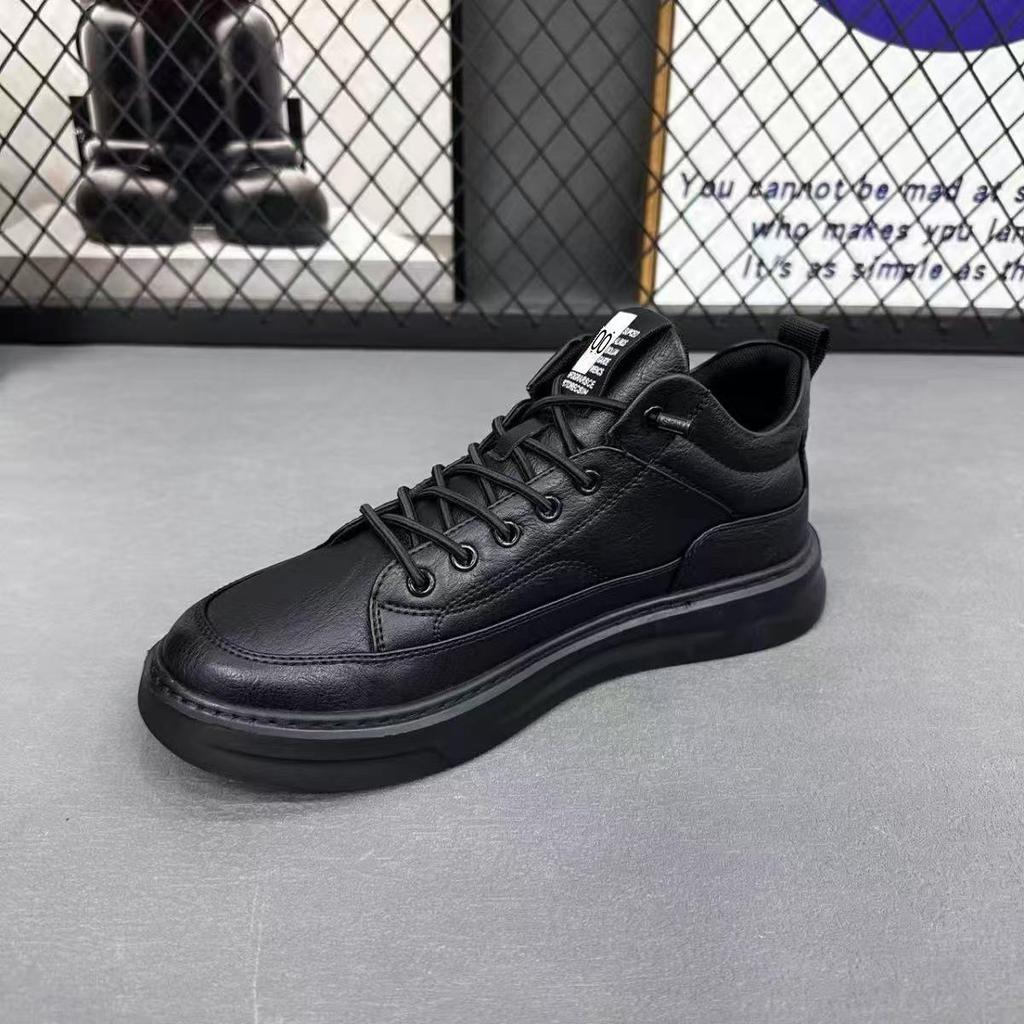 2025 Men's Breathable Leather Skate Shoes: Autumn/Winter Waterproof Non-Slip Casual Running Sneakers