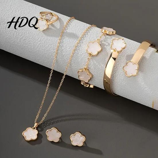 Lightweight Structure Jewelry Set 5Pcs/Set Women Lucky Flower Decor Sparkling Rhinestones Fashionable