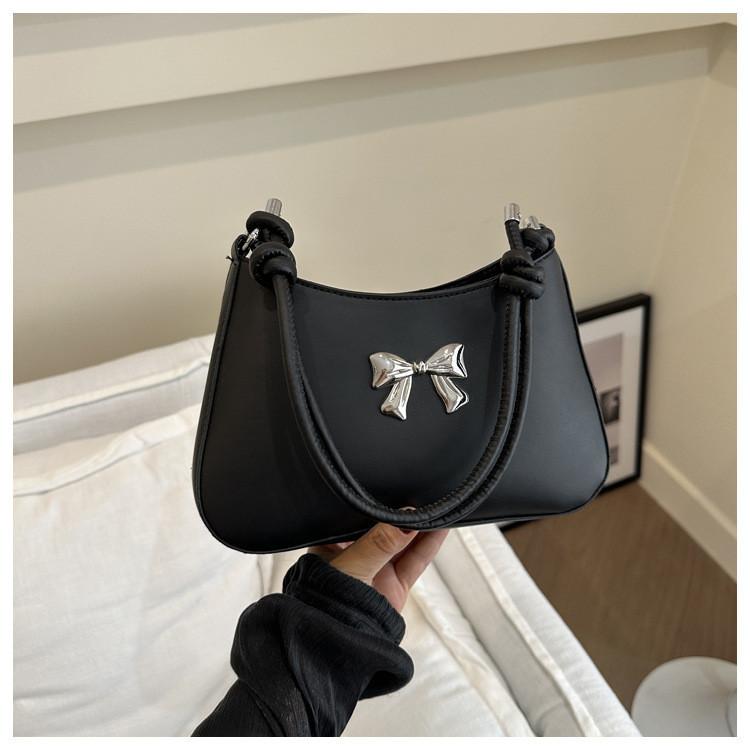 2024 New Style Women's Handbag Street Fashion Chain Crossbody Bag With Butterfly Knot Unique Personality Shoulder Bag