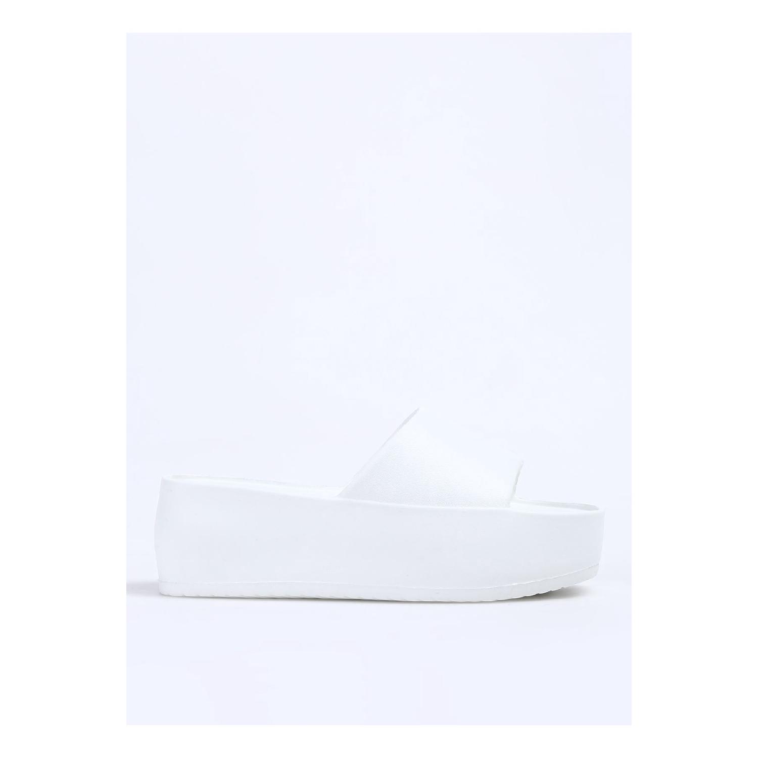 

Белые женские пляжные тапочки Estival