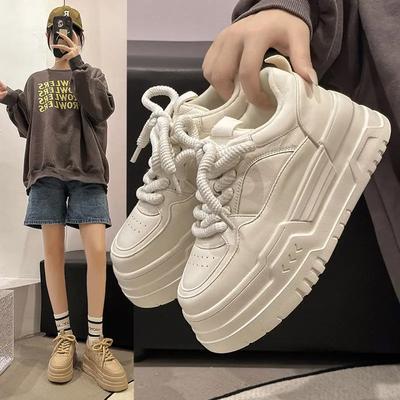 Tênis feminino plataforma primavera outono sapatos brancos pequenos cabeça redonda tendência cadarço moda casual calçados esportivos tênis de elevação