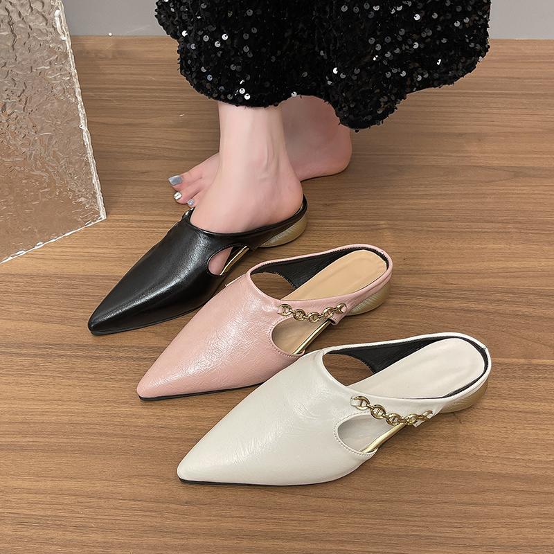 New Luxury Retro Pointed Toe Metal Chain Semi-slippers Women's Outward Wear Fashion Baotou Shallow Mouth Simple Low-heeled Shoes