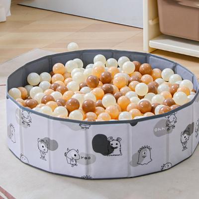 100 Stück Baby Bällebad bruchsicher 5,5 cm Durchmesser 3 gemischte Farben verdickte Ozeanball Griff Spielzeug Plastikpool