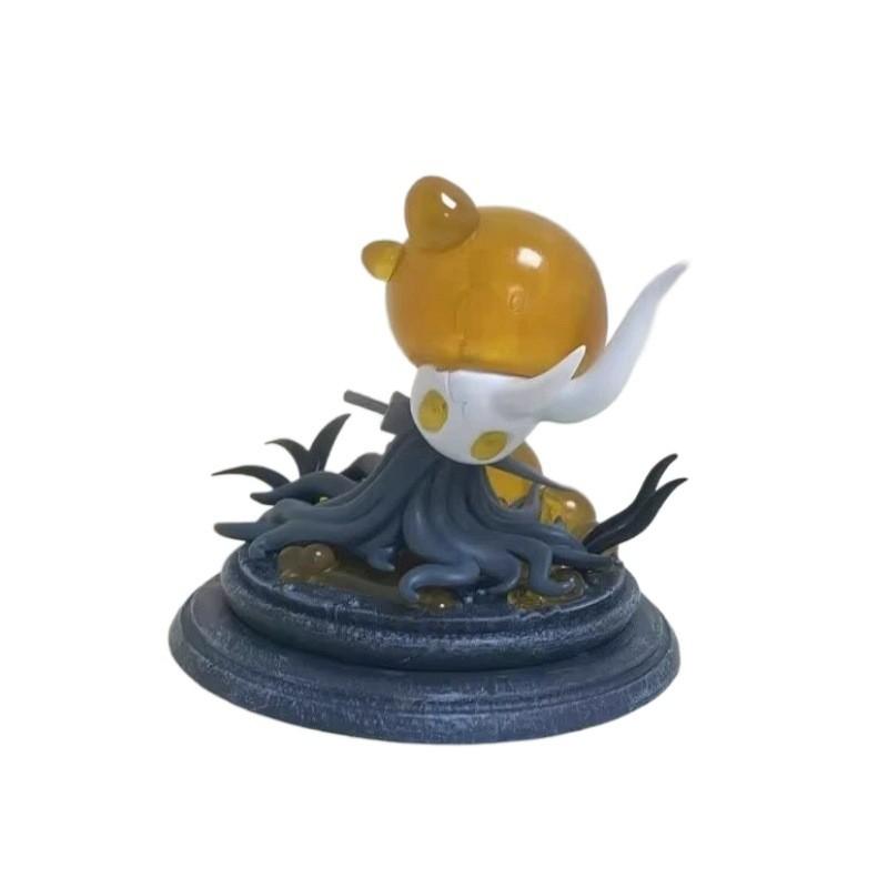 

Hollow Knight Pvc Figurine With Illuminated Scene For Gaming Room And Collectors Gift