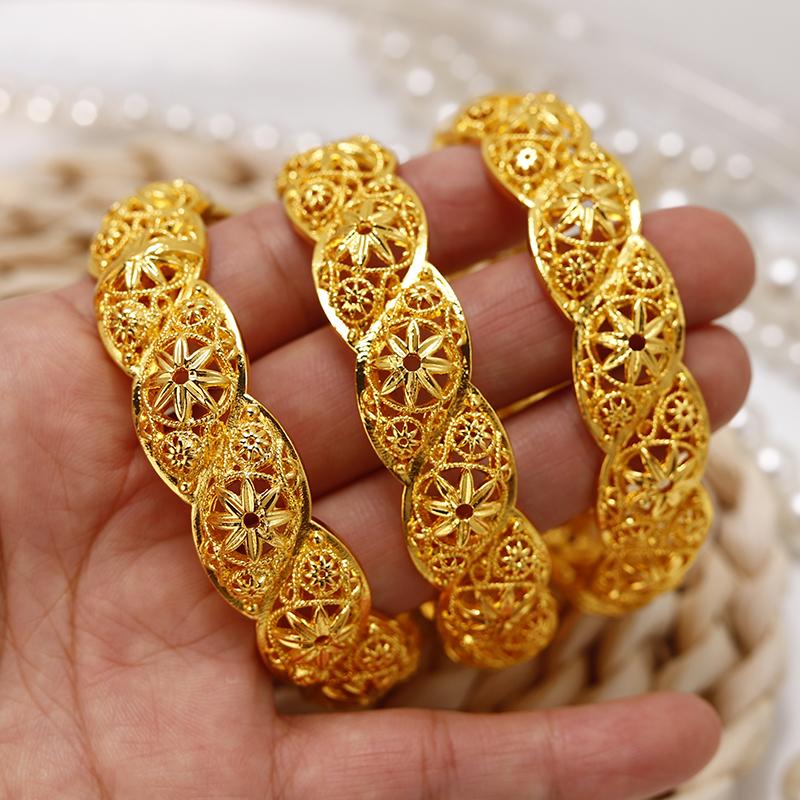 1pcsFashionable and Design Sense Womans Elegance Style Bracelet, Perfect for Parties and Festivals, a Versatile Gift Option.