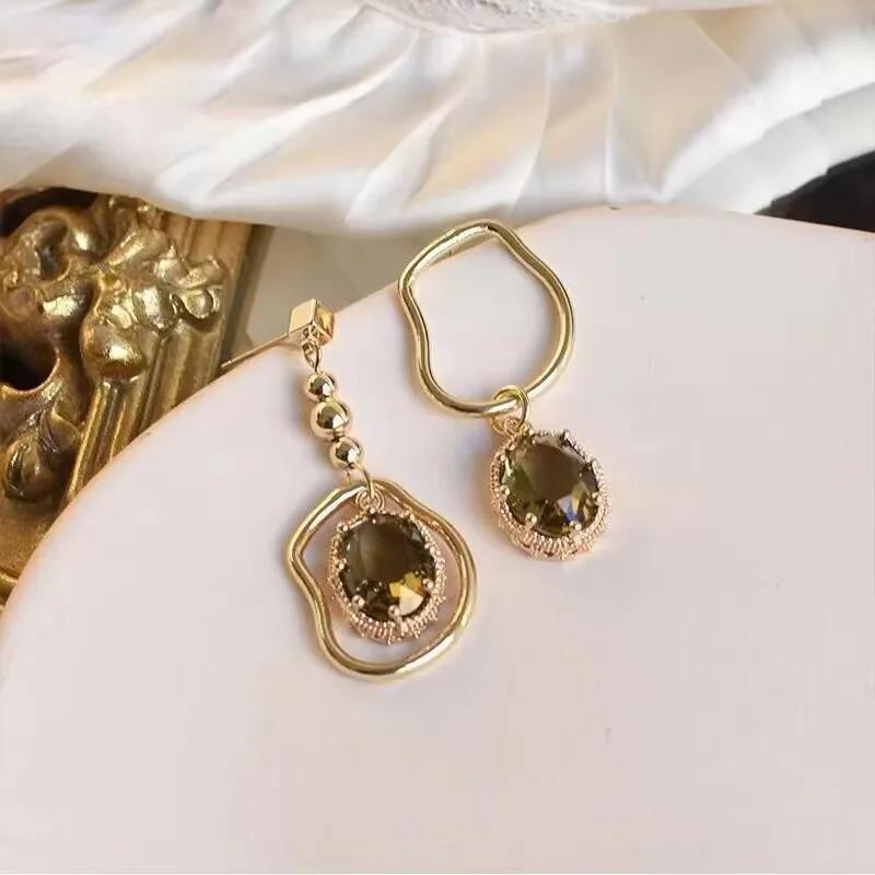 Temperament Fashion Gold Color Crystal Drop Dangle Earrings for Women Luxury Korea Stud Earring Bride Jewelry Accessories Gift