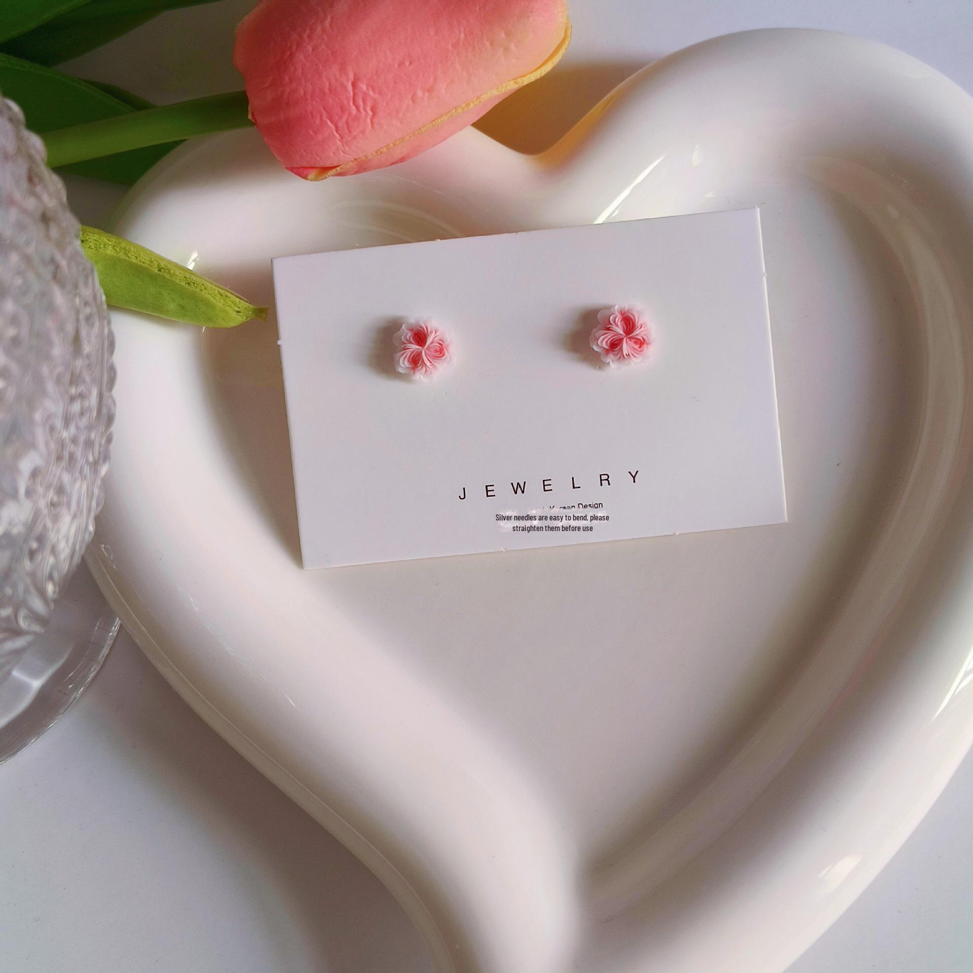 

Лесные милые летние серьги-цветы: Модный и универсальный цветочный дизайн для женщин Three Petal розовый