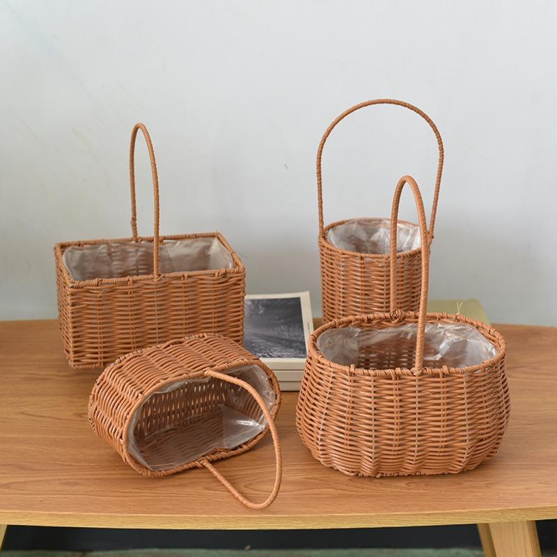 Processing custom imitation rattan woven flower basket, hand-woven waterproof gift basket with flowers, hand-woven hand-held gift basket