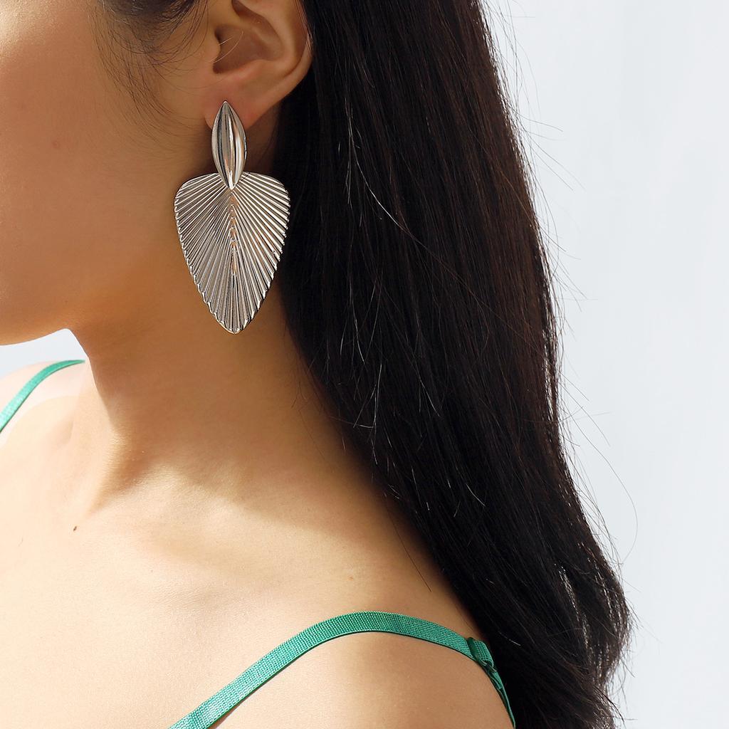 Advanced Metal Textured Leaf  Pendant Big Earrings Women's Exaggerated Fashion Party Zircon Gold Color Geometry Drop Earring