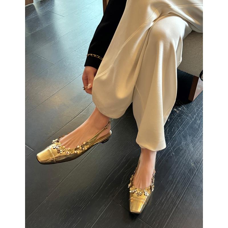 Leather~ French beautiful temperament flower thick heel light mouth empty bag head golden sandals women's flat silver single shoes