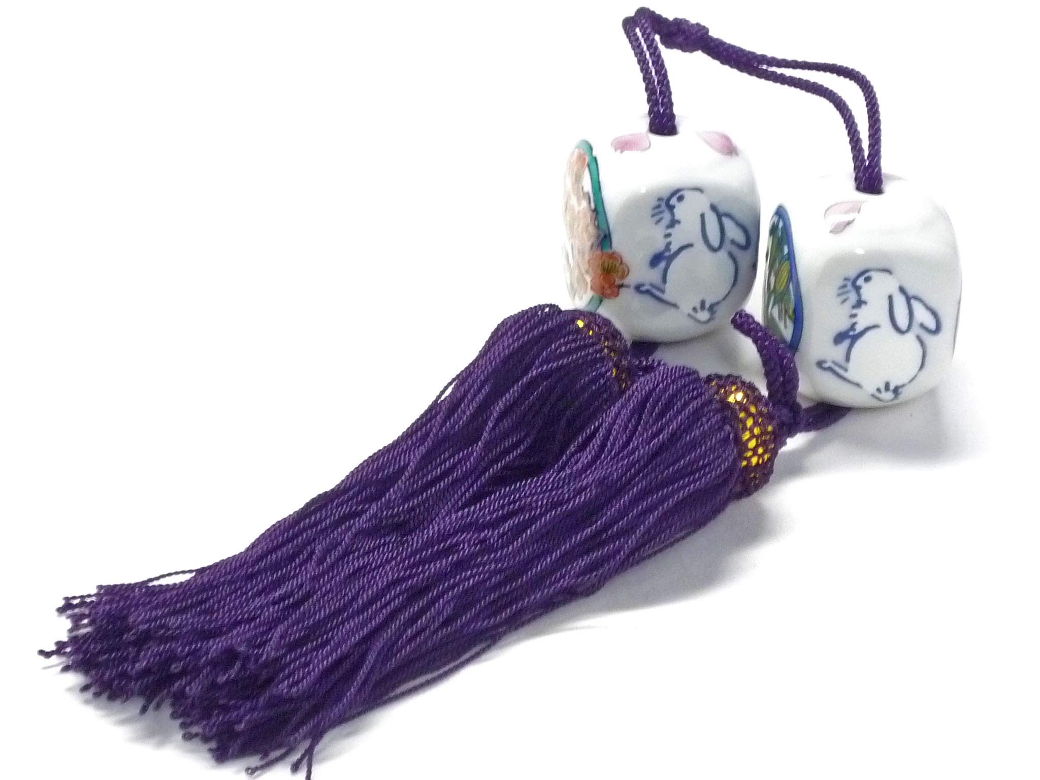 

Хякукаэн Кутани Белая Вишня Общая Длина Токонома Подчеркивает Подвесной Свиток [Колокольчик] Кролик, Бамбук, Слива, Цветок, Квадратный, 25см, Связанный,