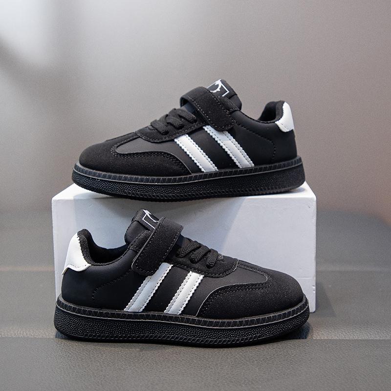 

Fashion Lightweight Kids Skate Shoes New Spring Boys Non-slip Sports Footwear Breathable Training Running Fashion Sneakers 26