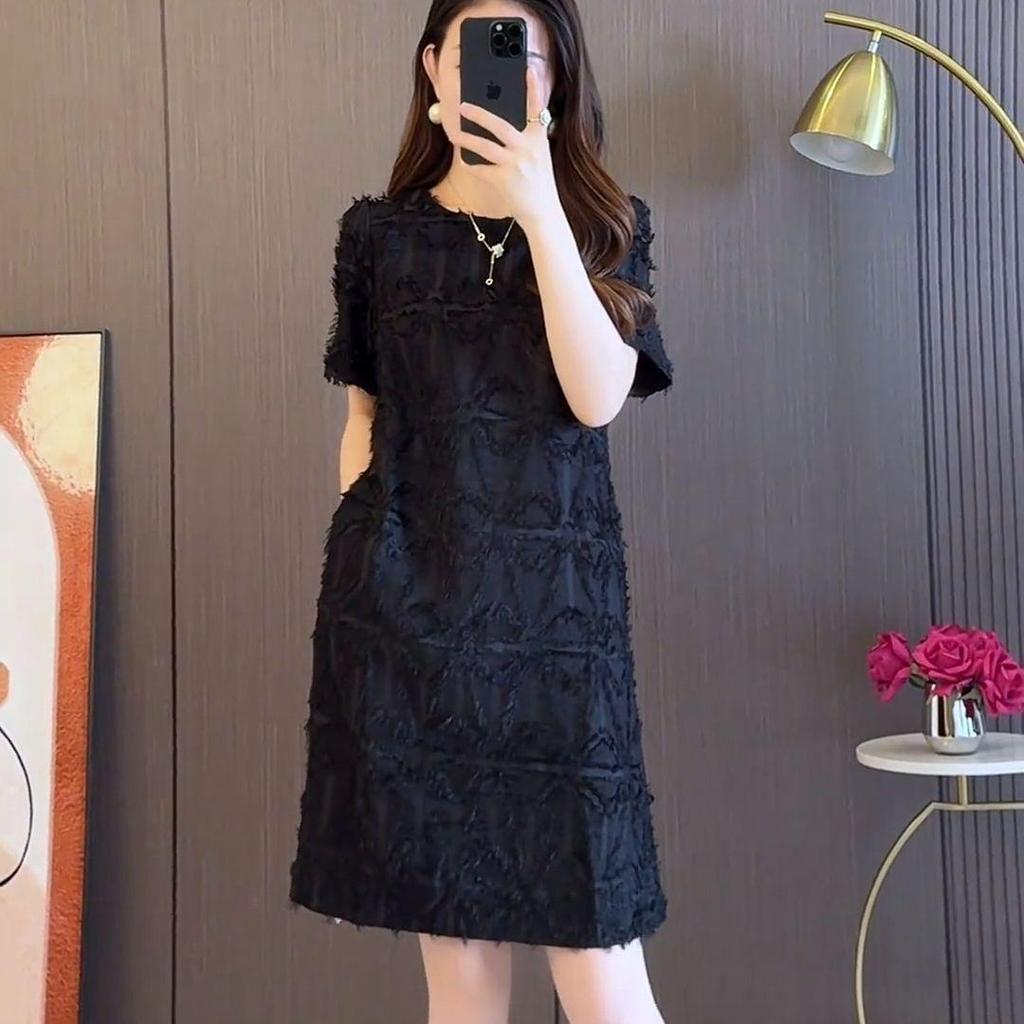 Summer 2026 French Dress: New Slimming Designer Look, Gentle Square Shoulders, Loose Korean Style