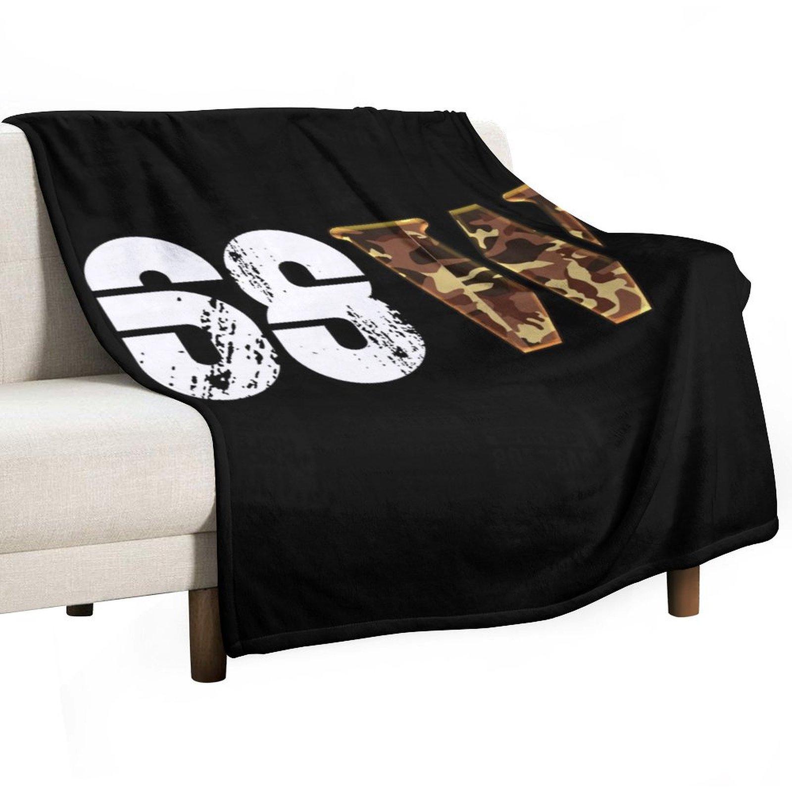 

68W Combat Medic U.S. Army Badge, Funny Military Doctor Nurse Gift Throw Blanket Heavy anime Quilt Luxury Brand Blankets 30x40in