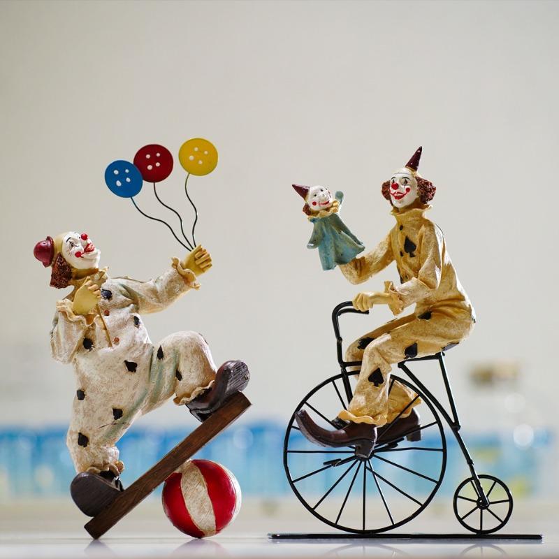 Nordic Circus Clown Figure Decoration Home Creative Decoration Desktop Entrance Foreign Trade Resin Crafts Wholesale Ornament
