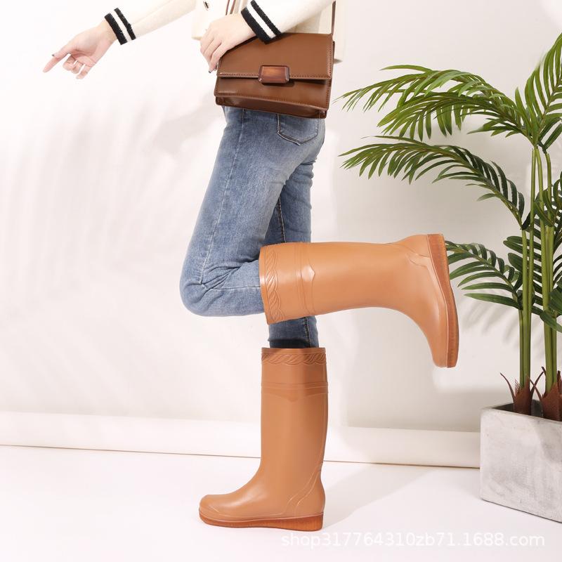 Water Shoes Fashion Long Tube Rain Shoes Extra High Rain Boots Women's Velvet Cotton Flat Bottom Women's Non-slip Rubber Shoes Water Boots Matte