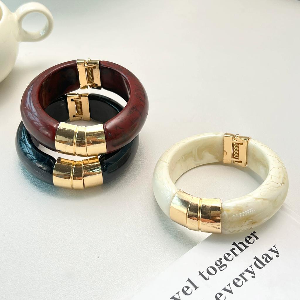 Fashionable French Retro Punk Wide-Edge Alloy Open Bracelet Simple Trendy Individual Ladies' Wristband Gift For Friends