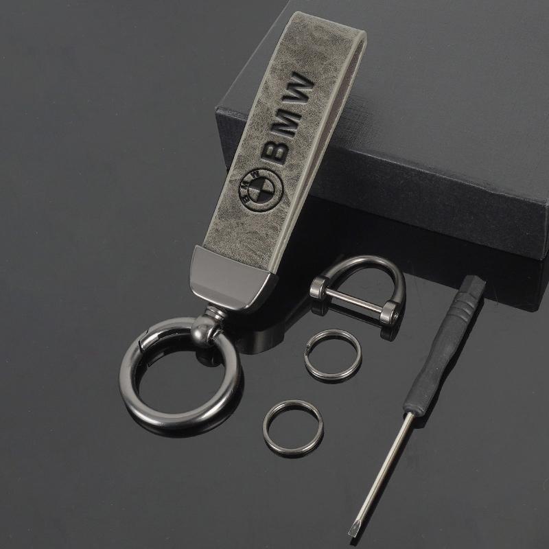 BAGD7 2026 Car Sticker Leather Car Emblem Keychain Rings Keyring For BMW F30 F10 E90 F20 E46 E60 E70 E39 E36 E87 X7 E92 E91 E28 X3 X1